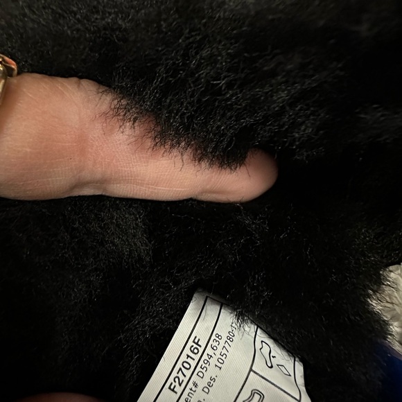 UGG Women’s Classic Black Tall Boots Size 8 - Picture 6 of 7